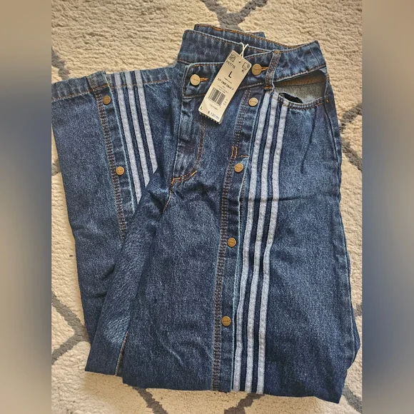 Ivy Park Snap Denim - Picture 3 of 5